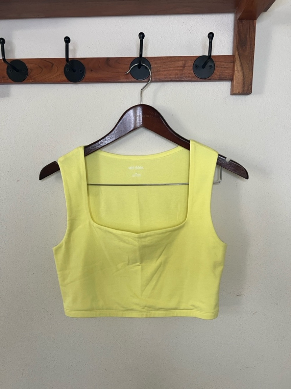 Wild Fable Tank Top Yellow Size Medium Casual Summer Spring